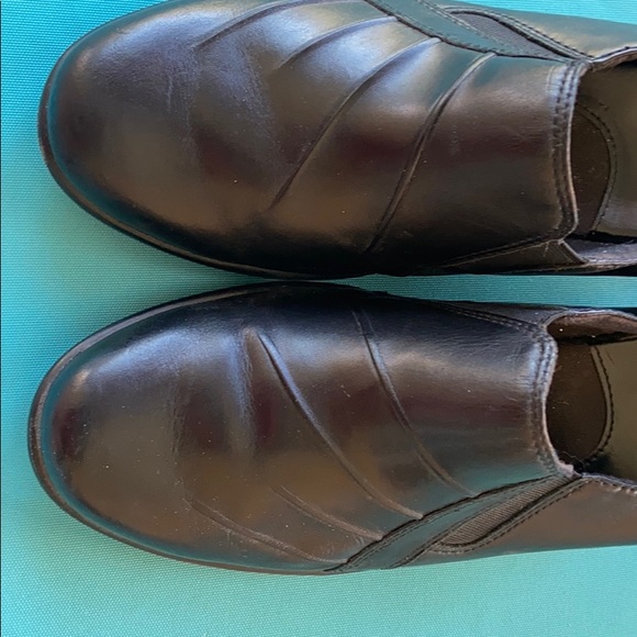 Black leather Clarks shoes size 9 - Picture 5 of 6